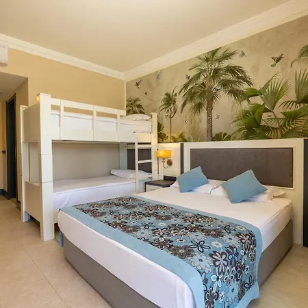Crystal Paraiso &